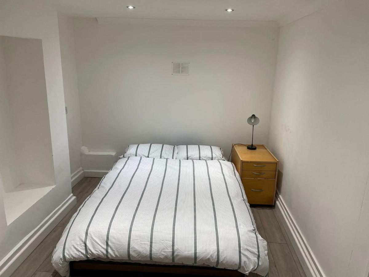 Plough Way Flat Apartment London Bagian luar foto