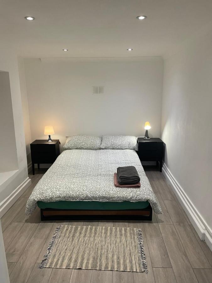 Plough Way Flat Apartment London Bagian luar foto